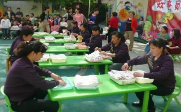 2024幼儿园中班保育员工作总结推荐7篇