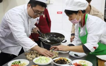 后厨班长个人述职报告5篇