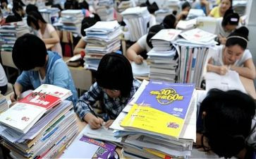 高三学生代表发言稿6篇