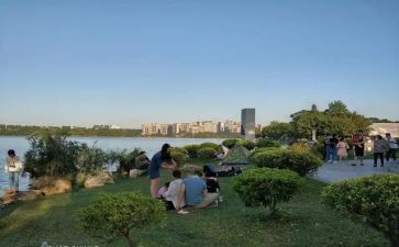 写公园的作文600字参考7篇