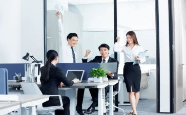 女先进工作者事迹材料优秀8篇