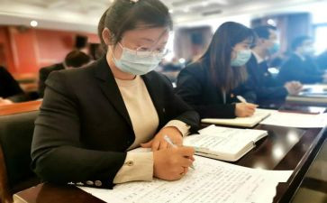 班主任管理交流发言稿7篇