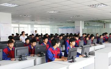 在技校的自我鉴定参考8篇