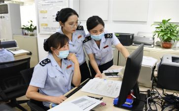 行政人员述职报告范文7篇