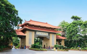 教师大学入党思想汇报6篇