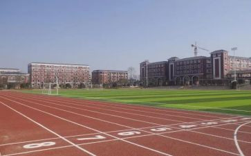 在学校校庆上的讲话稿5篇