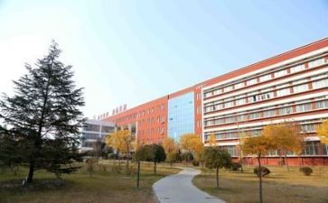 夸学校的演讲稿6篇