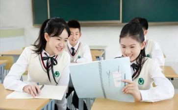 中学生班长竞选演讲稿8篇